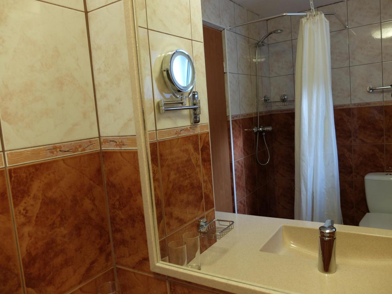 Apartments Sunce Брна Экстерьер фото