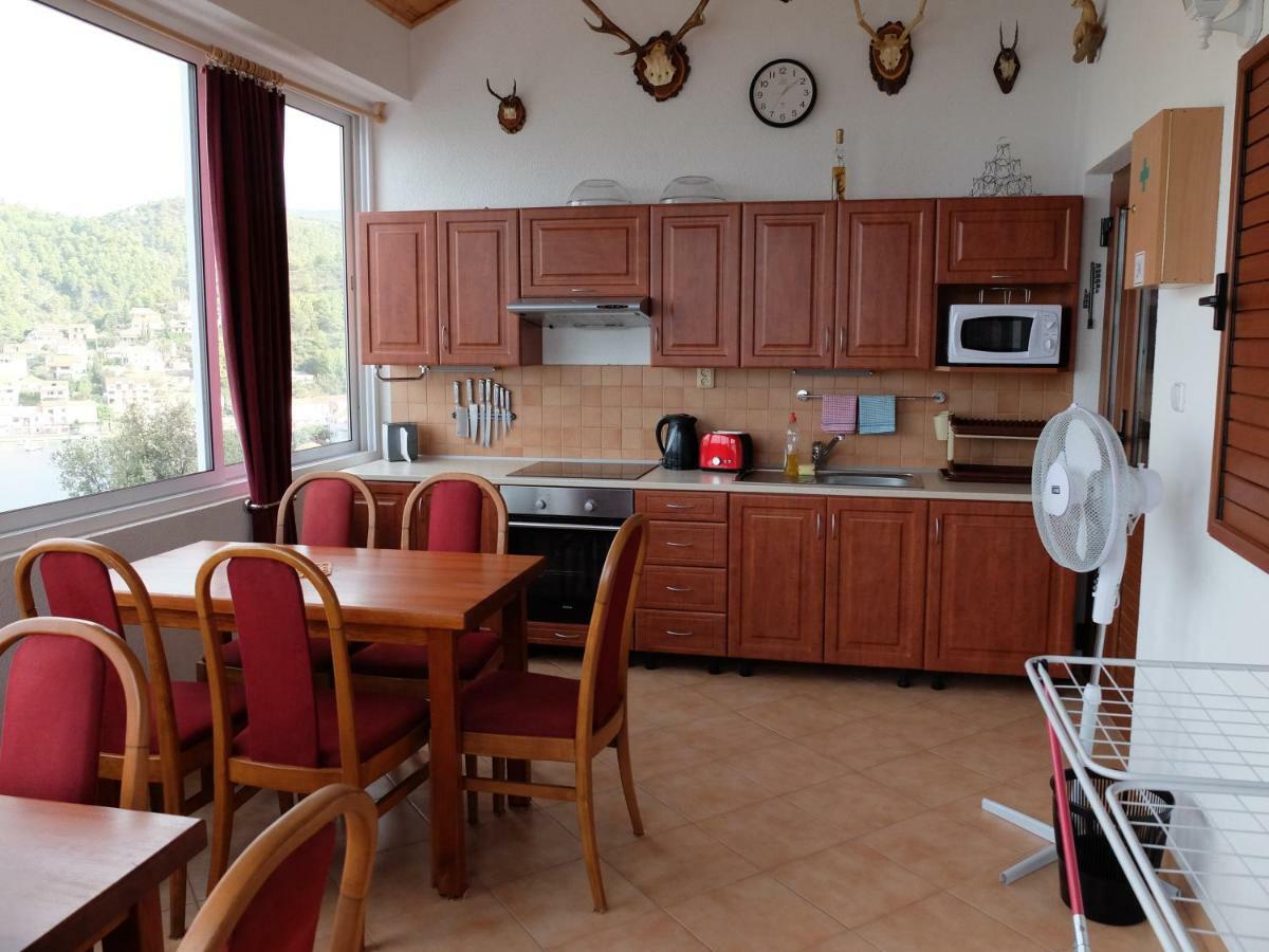 Apartments Sunce Брна Экстерьер фото